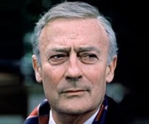 Edward Woodward