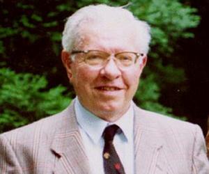 Fred Hoyle