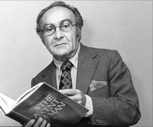 Jacob Bronowski Biography, Birthday. Awards & Facts About Jacob Bronowski