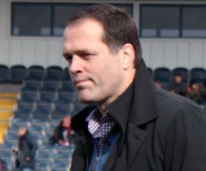 Martin Bayfield