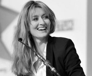 Natascha McElhone