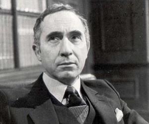 Nigel Hawthorne