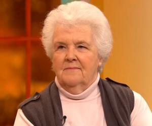 Stephanie Cole