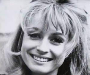 Suzy Kendall