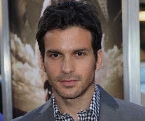 Santiago Cabrera