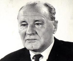 JÃ¡nos KÃ¡dÃ¡r