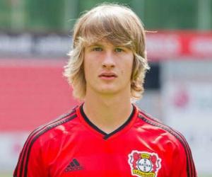 Tin Jedvaj