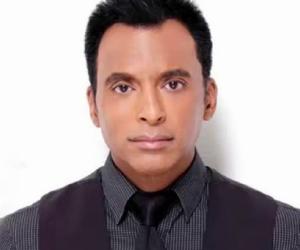 Jon Secada