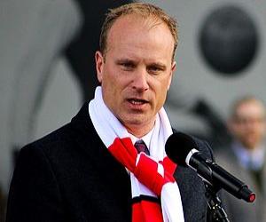 Dennis Bergkamp