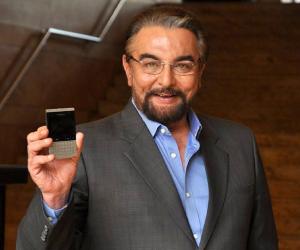 Kabir Bedi