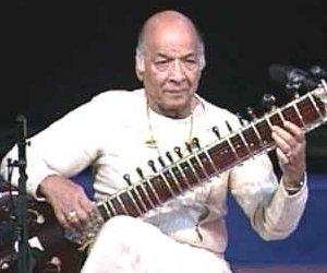 Ustad Vilayat Khan