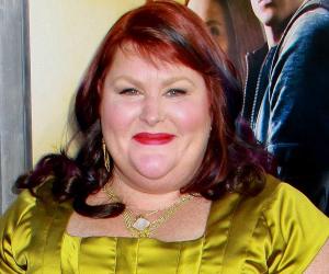 Cassandra Clare Biography, Birthday. Awards & Facts About Cassandra Clare