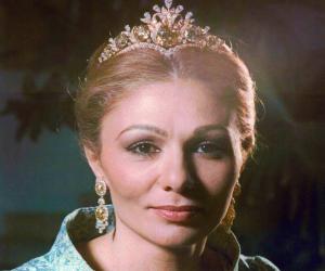 Farah Pahlavi