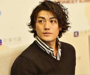 Jin Akanishi