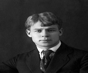 Sergei Yesenin