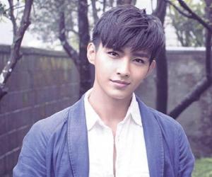 Aaron Yan