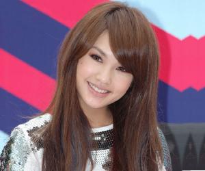 Rainie Yang